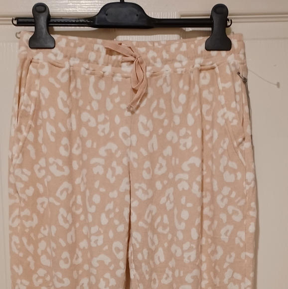 TART COLLECTION ANIMAL PRINT LEOPARD SOFT JOGGER P - Picture 3 of 9